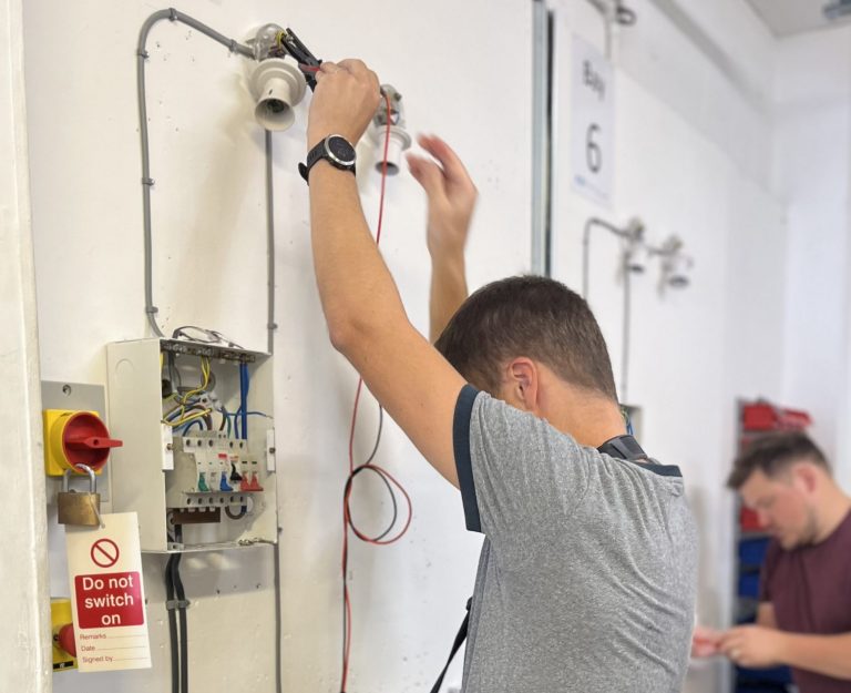 electrical nvq level 3